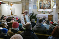 Krippenandacht mit Segnung der Kinder (Foto: Karl-Franz Thiede)